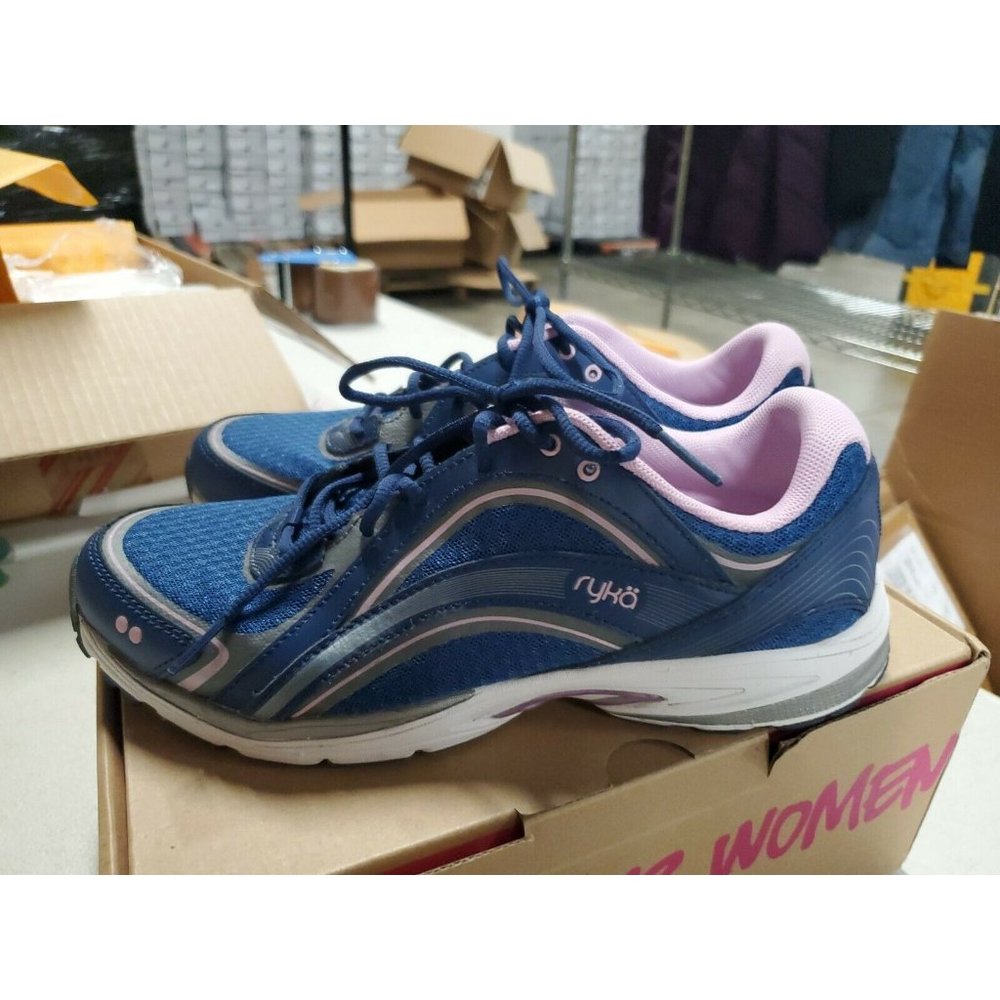 Per-owned Sneakers womens Ryka size 9W. Navy and Pink. Memory foam.